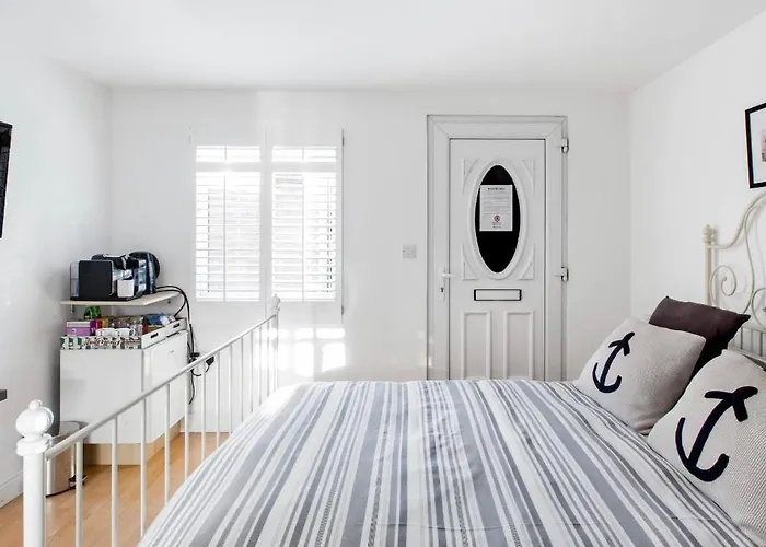 Studio, Private, Independant Entrance, Central, Battersea Park